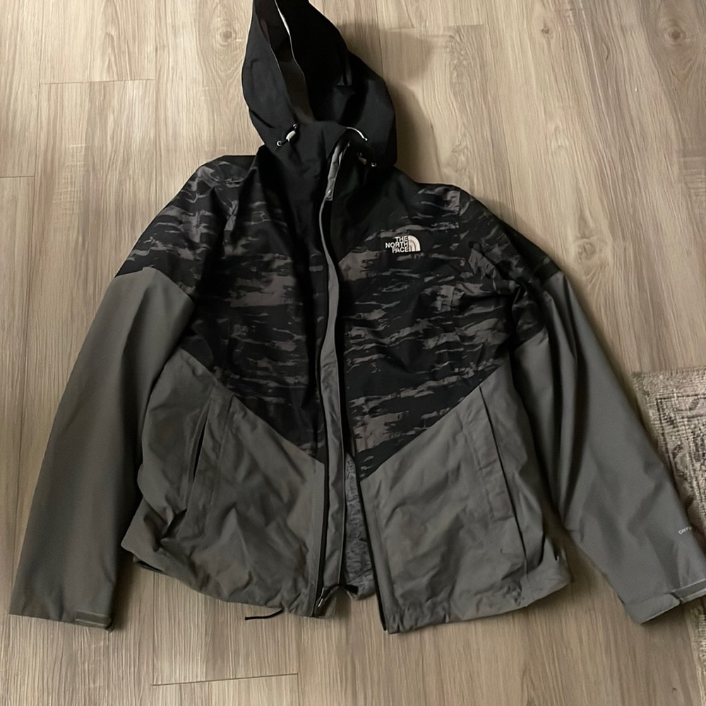North face triclimate jacket size large